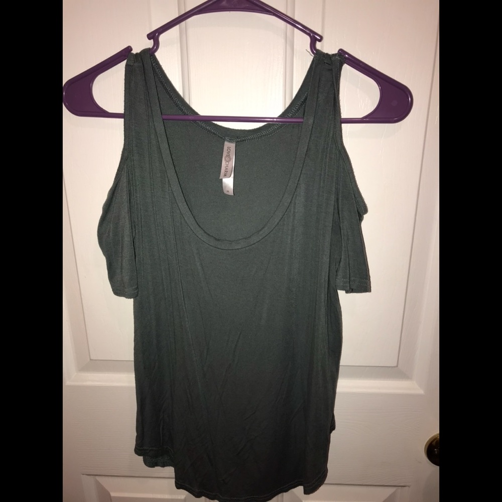 Women’s shirt - size medium